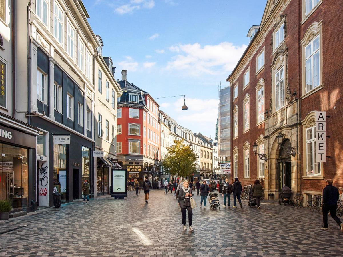 Sanders Leaves - Chic Three-Bedroom Apartment In Downtown Copenhague Exterior foto